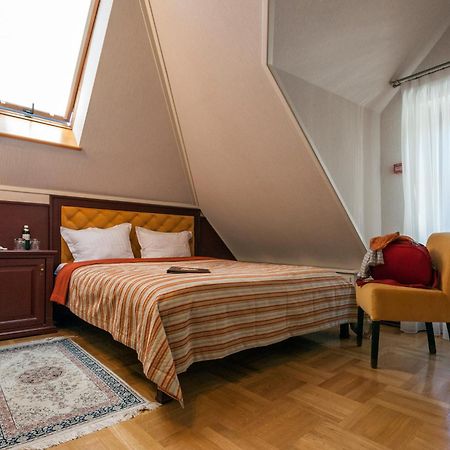 Villa Stanislavskyi Hotel Lviv Room photo